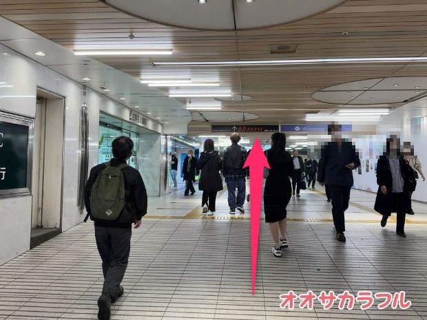 御堂筋線・梅田駅から新梅田食堂街への行き方