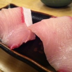【元祖ぶっちぎり寿司魚心】ネタが大きくて安い梅田のお寿司屋さん